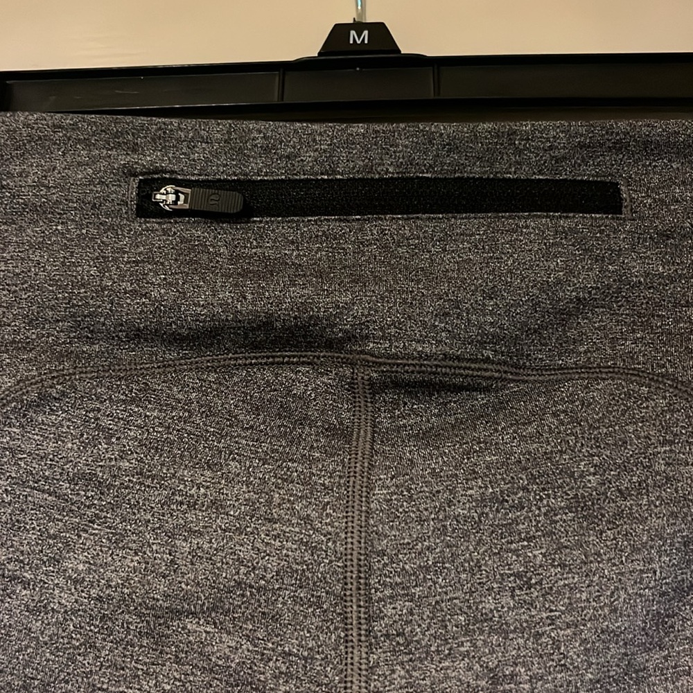 Lululemon legging - Picture 4 of 7